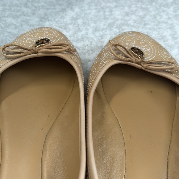 Tory Burch Chelsea stitched tan ballet flats - Picture 6 of 10